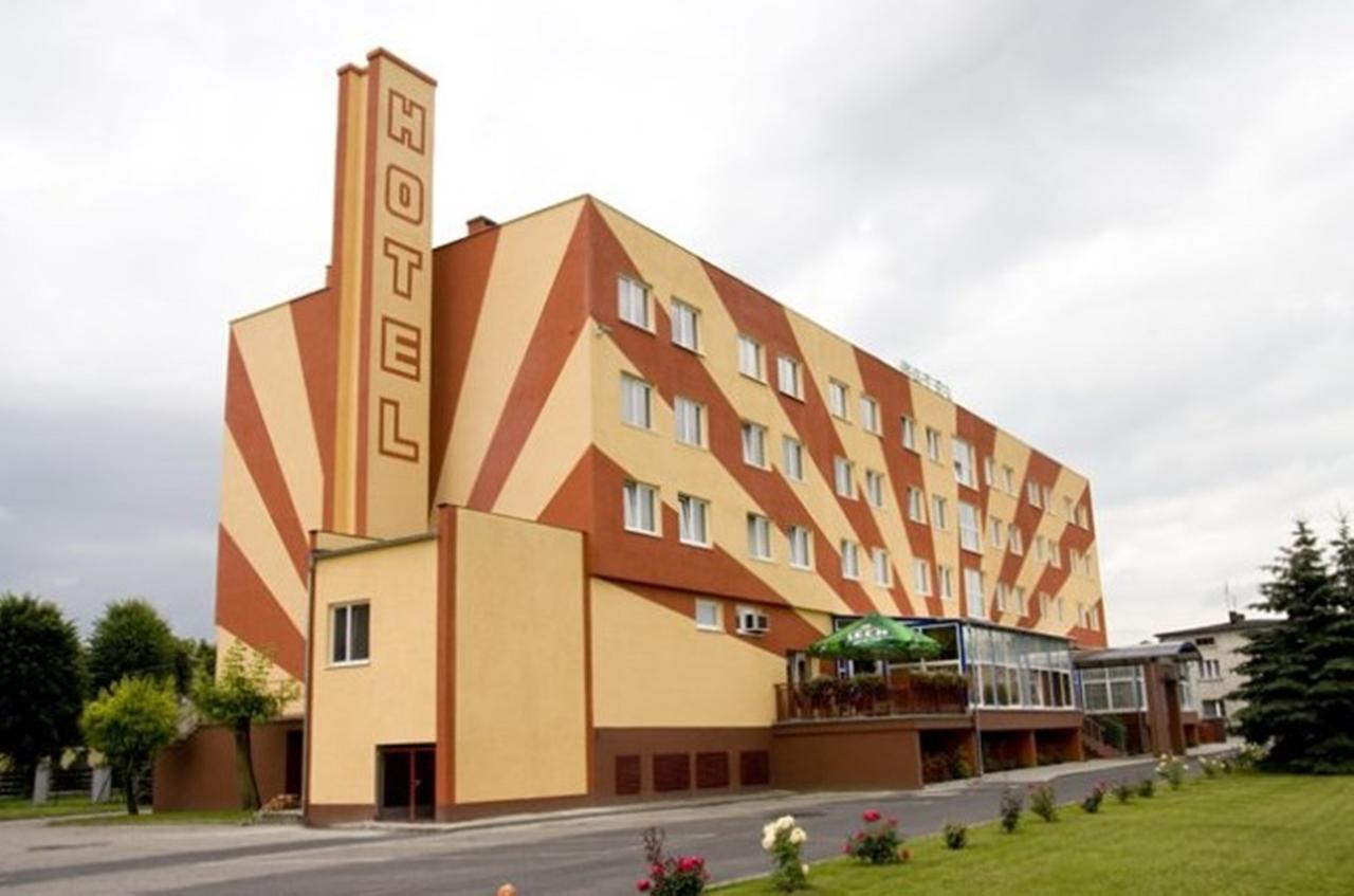 Gostyń Hotel Restauracja Cukropol מראה חיצוני תמונה
